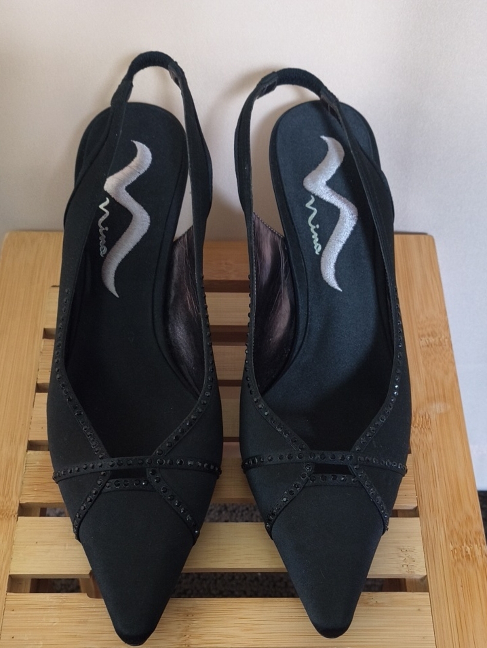 Nina Black Pointed Toe Slingback Heels Like New Size USA 8 1/2M